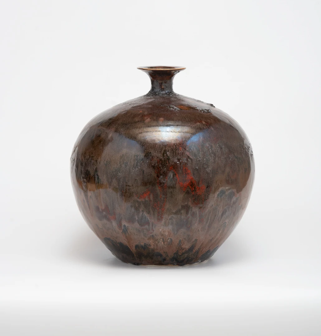 Planets Mars 1, 2024, émail sur porcelaine, 35 × 35 cm